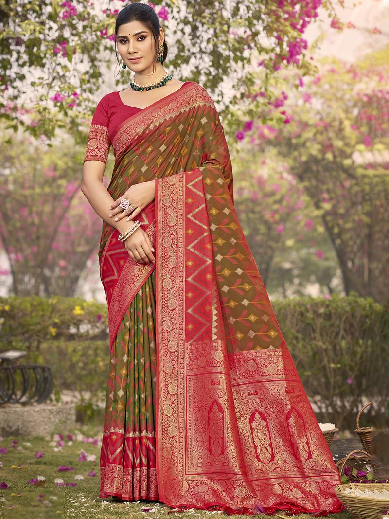 Mhendi green pochampalli silk blend saree | elegant traditional wedding & festive wear saree