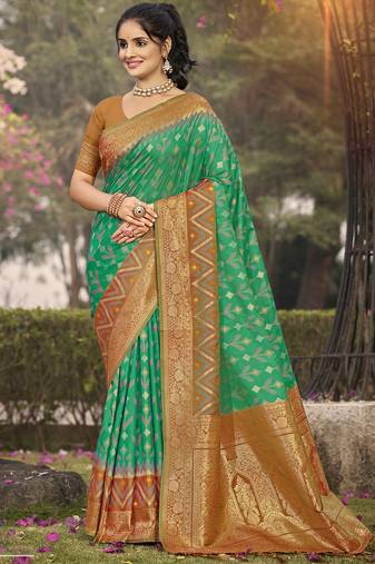 Green pochampalli silk blend saree | elegant traditional wedding & festive wear saree