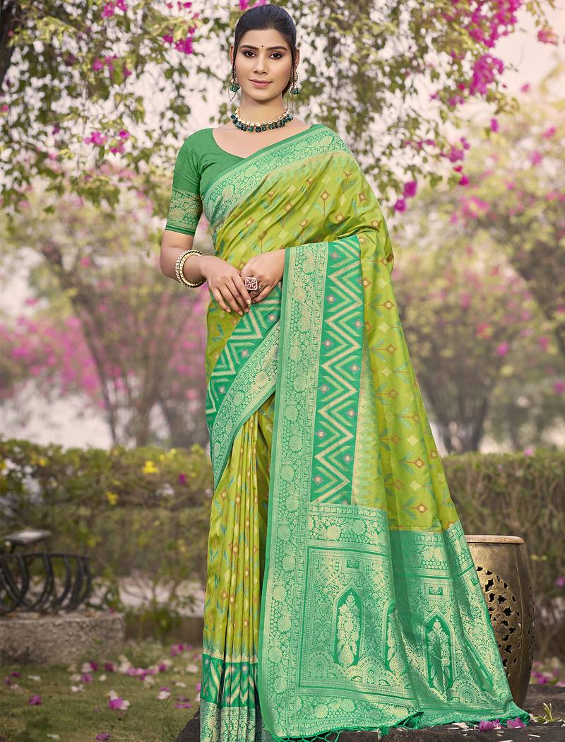 Pista green pochampalli silk blend saree | elegant traditional wedding & festive wear saree