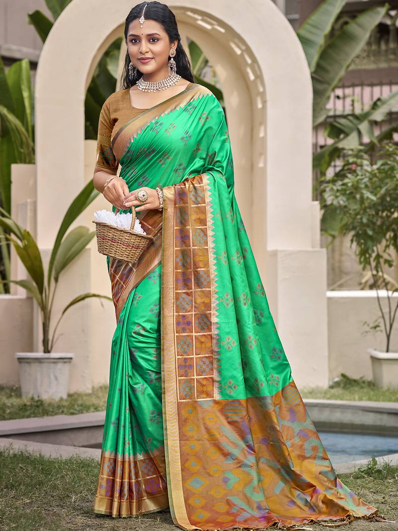 Green pochampalli silk blend saree | elegant traditional wedding & festive wear saree
