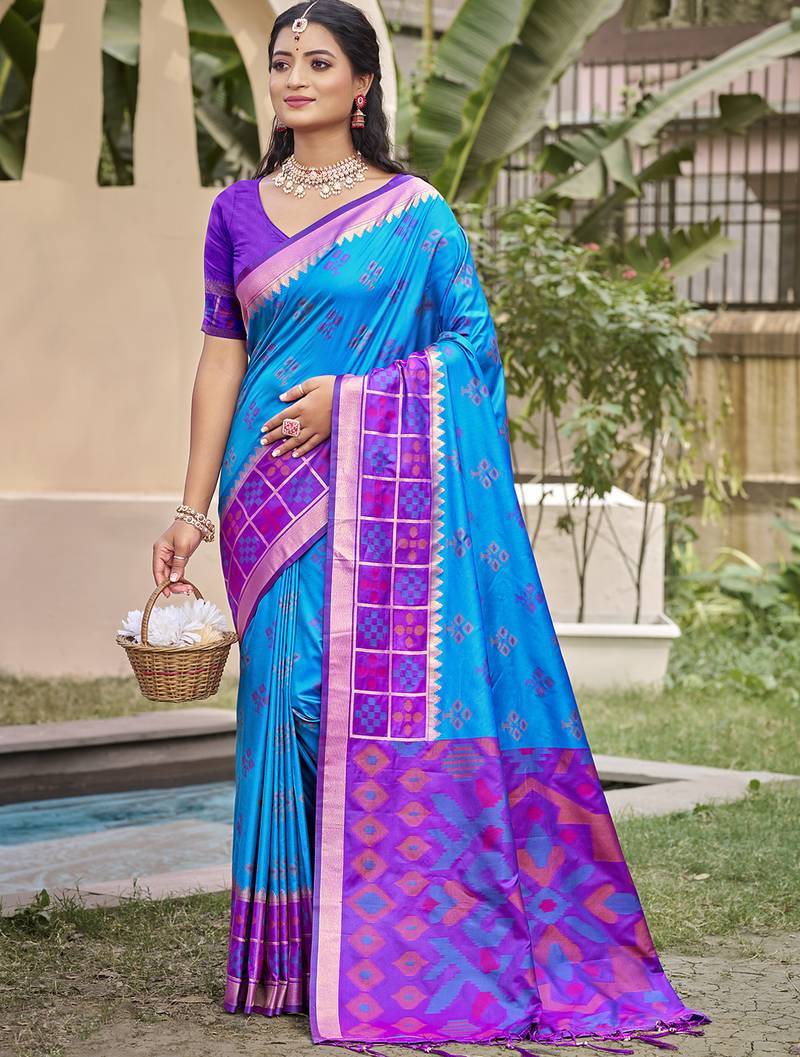 Blue pochampalli silk blend saree | elegant traditional wedding & festive wear saree