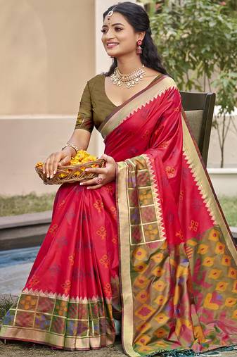 Red pochampalli silk blend saree | elegant traditional wedding & festive wear saree