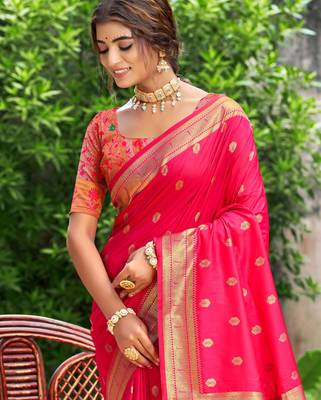 pink banarasi silk blend saree with golden zari woven border 2