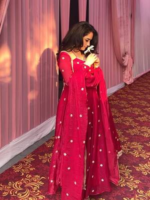 Red silk embroidered Suit Set 4