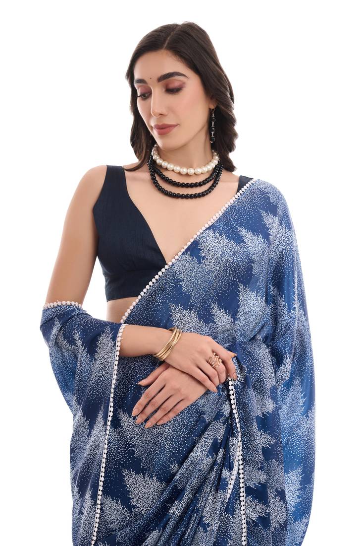 art silk saree with printed design & pallu lace border, paired with banglori unstitched blouse