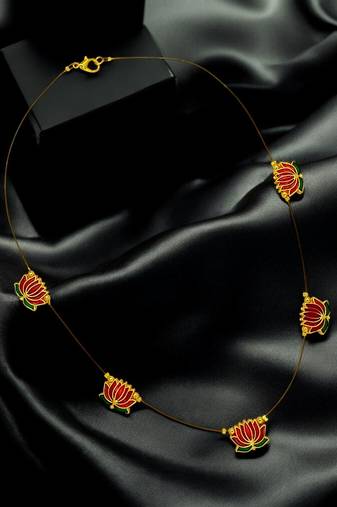 Gold plated latus design necklace and chain