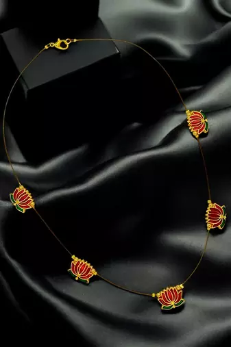 Gold plated latus design necklace and chain