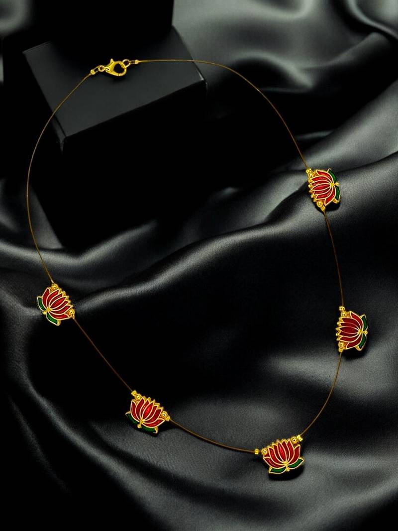 Gold plated latus design necklace and chain