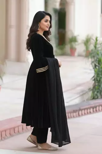 Black Velvet Gotta Lace Work Anarkali