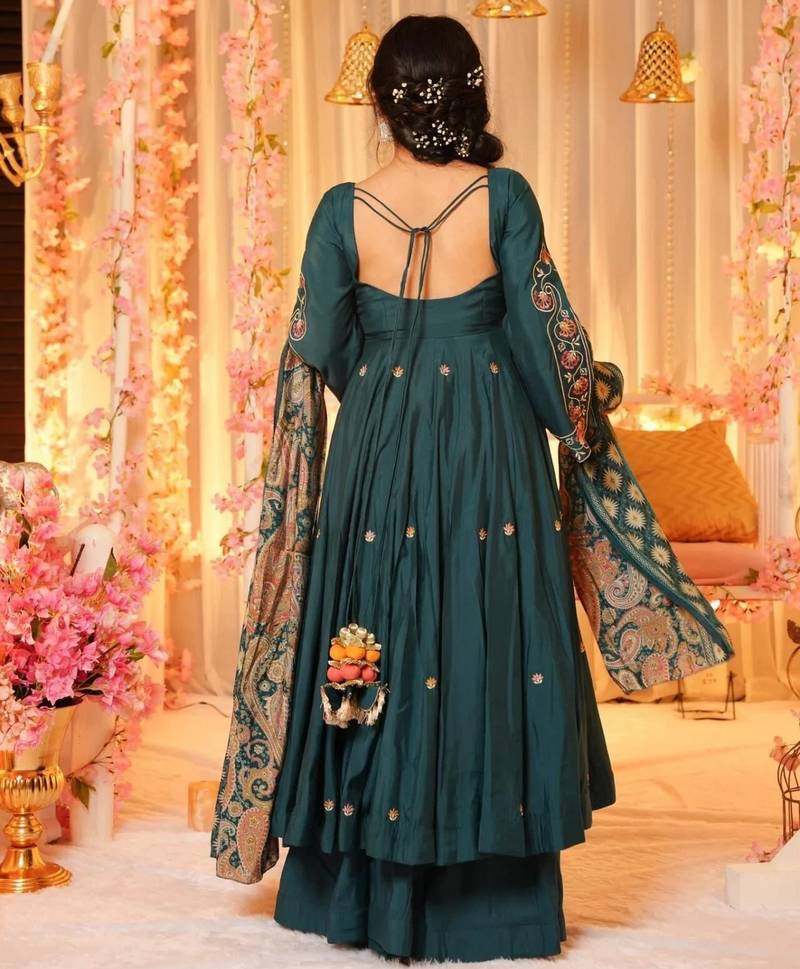 Green color ethnic p v chanderi fabric party looks salwar kameez for girls