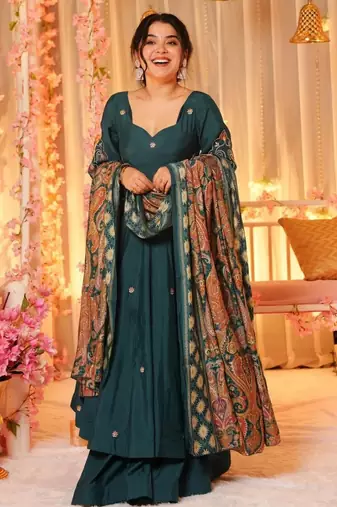 Green color p v chanderi party looks salwar kameez for girls