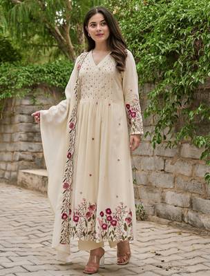 Cream color chanderi silk party looks salwar kameez for girls 1