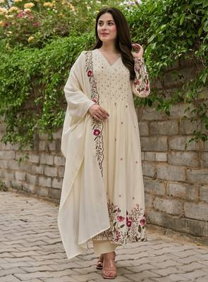 Cream color chanderi silk party looks salwar kameez for girls 4