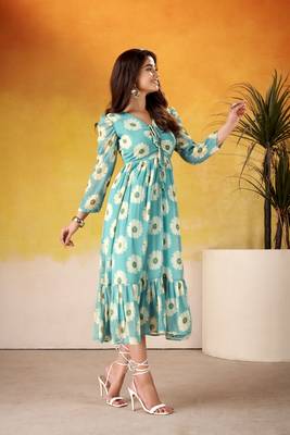 Sky blue color weightless marbal fabric floral printed girlie partywear kurti 5