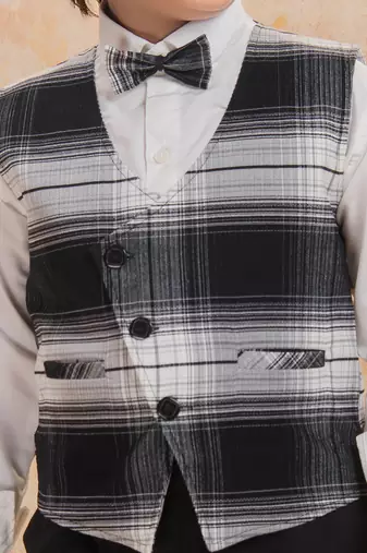 White cotton woven shirt trouser waistcoat with bow set