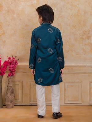 Teal cotton woven embriodered kurta set 3