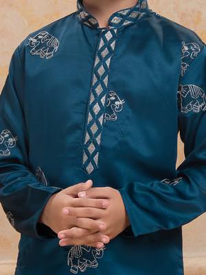Teal cotton woven embriodered kurta set 4