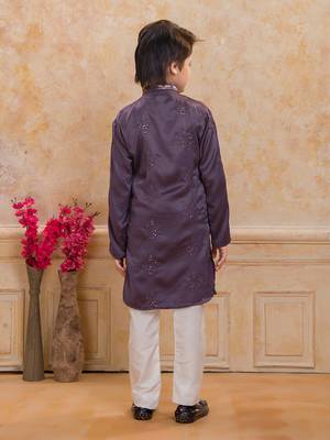 Purple cotton woven embriodered kurta set 4