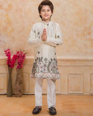 Cream cotton woven embriodered kurta set 1