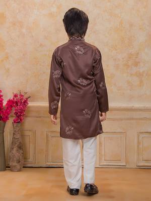 Brown cotton woven embriodered kurta set 3