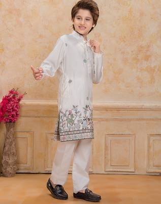 White cotton woven embriodered kurta set 3