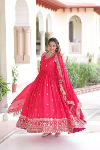Pink color vichitra silk wedding ceremonial gown with dupatta for looks