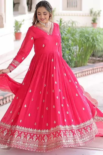 Pink color vichitra silk wedding ceremonial gown with dupatta for looks
