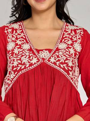 Red color mirror work with thread embroidery palazzo set 5