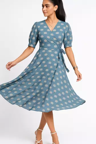Blue color elbow length puff sleeves with elasticated hem kurti