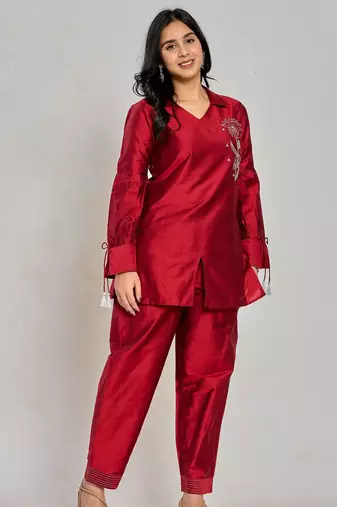 Maroon color zari embroidery kurta with pant