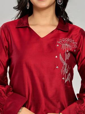 Maroon color zari embroidery kurta with pant 4