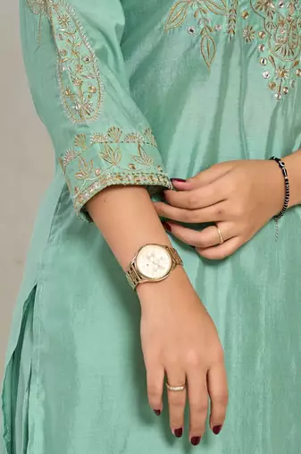 Mint green color zari embroidery kurta with pant and duptta