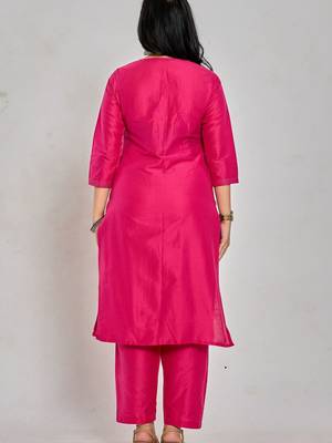 Pink color mirror work with zari and sequin work kurta with pant and duptta 3