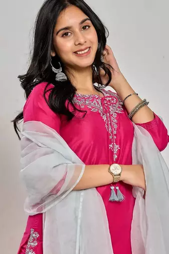 Pink color mirror work with zari and sequin work kurta with pant and duptta