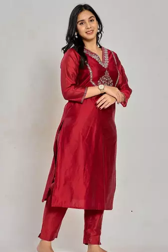 Maroon color mirror embroidery kurta with pant