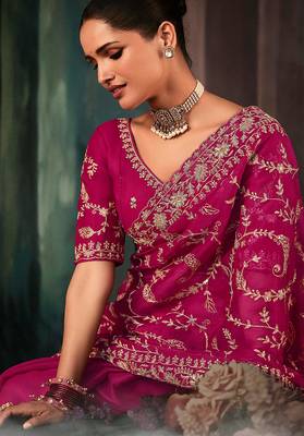 Rani pink faux crepe embroidered saree 3