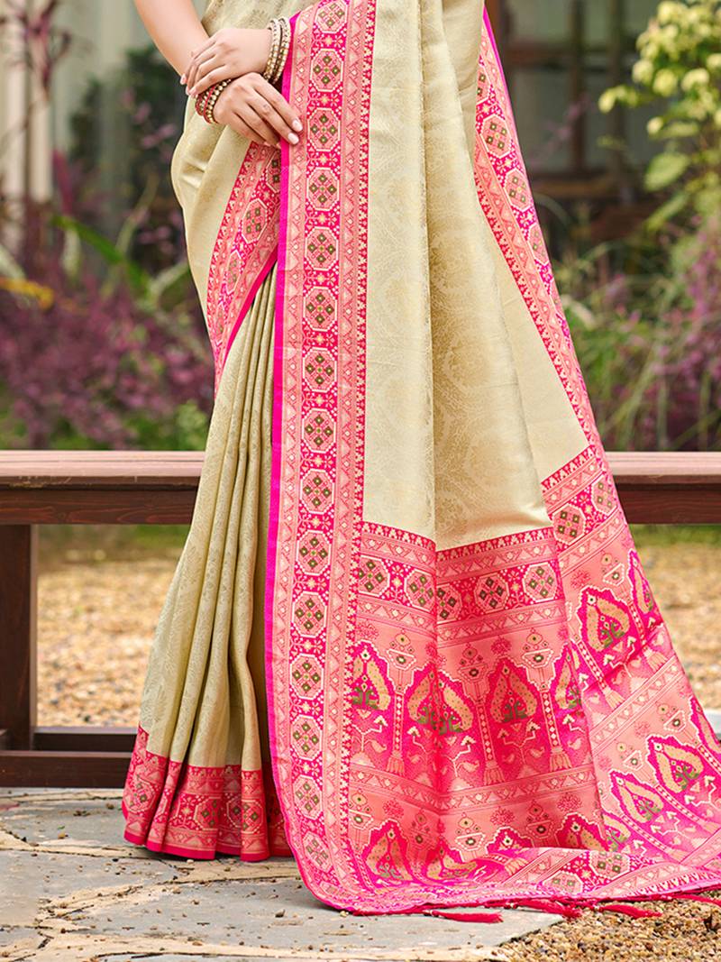 border pink with sari cream silk blend woven work traditional saree