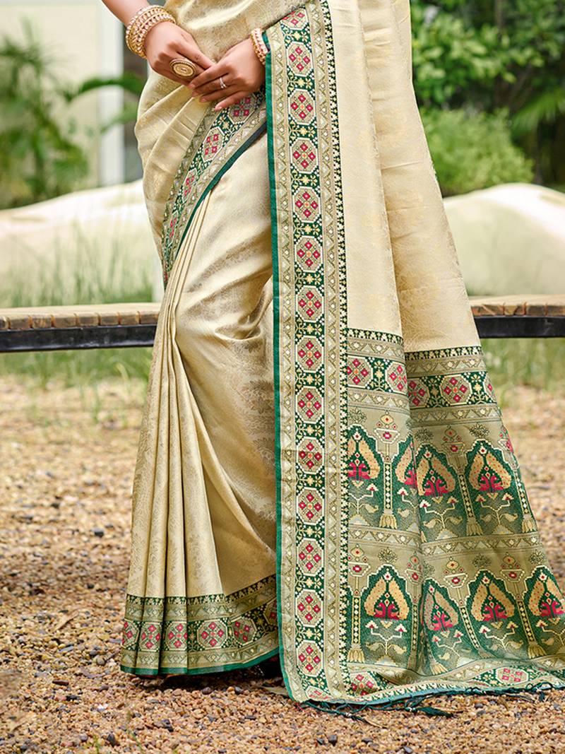 border green with sari cream silk blend woven work traditional saree