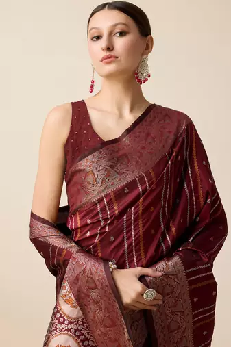 maroon jacquard art silk blend graceful woven saree