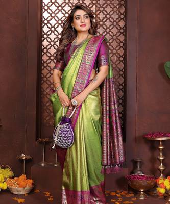 green faux banarasi tissue silk blend blend woven rich paithani saree 5