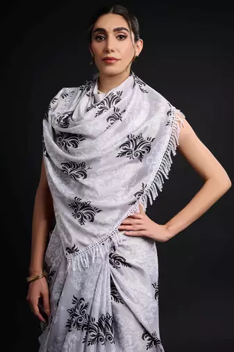white chinon prinnted ready to wear saree