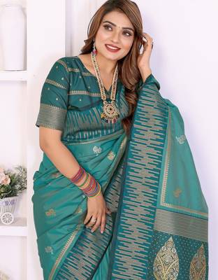 teal south soft silk blend blend woven rich pallu ceremonial saree 4