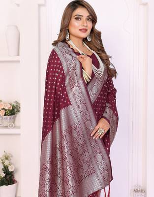 wine georgette woven rich zari butty traditional ceremonial saree 4