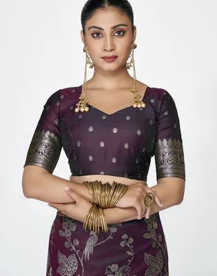 wine faux banarasi art silk blend woven zari ceremonial partywear saree 5