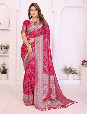 pink georgette silk blend blend woven laheriya zari saree 1