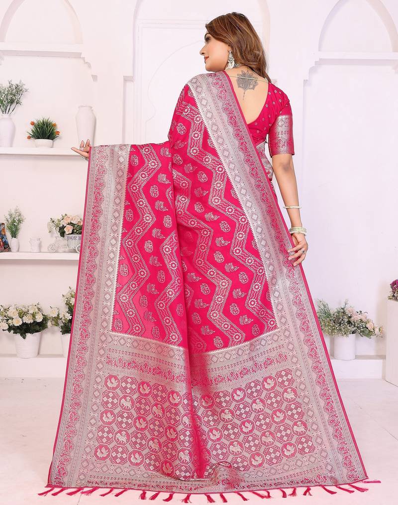 pink color georgette silk blend blend fabric woven laheriya jari designer saree