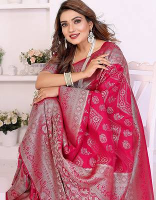 pink georgette silk blend blend woven laheriya zari saree 4