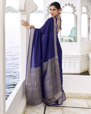 blue chinon woven saree trendy girlie looks 3