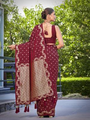 banarasi satin silk blend woven dark maroon saree with heavy jacquard work saree with blouse piece 2