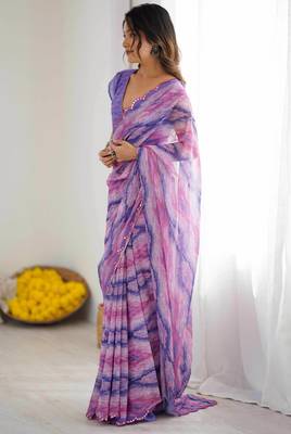 Georgette digital print saree with foil mirror work scalloped border 5